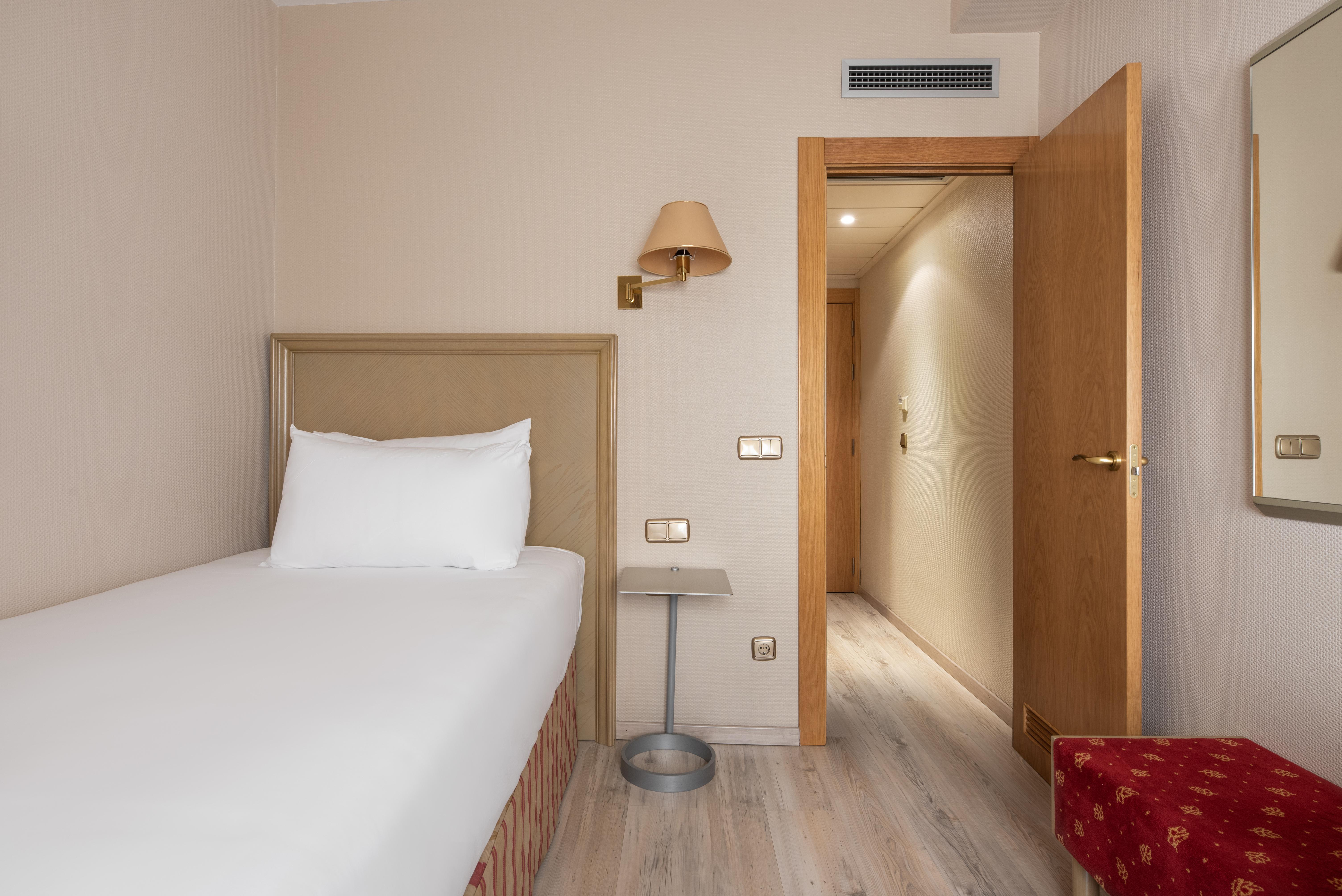 Crisol Almirante Bonifaz Hotel บูร์โกส ภายนอก รูปภาพ