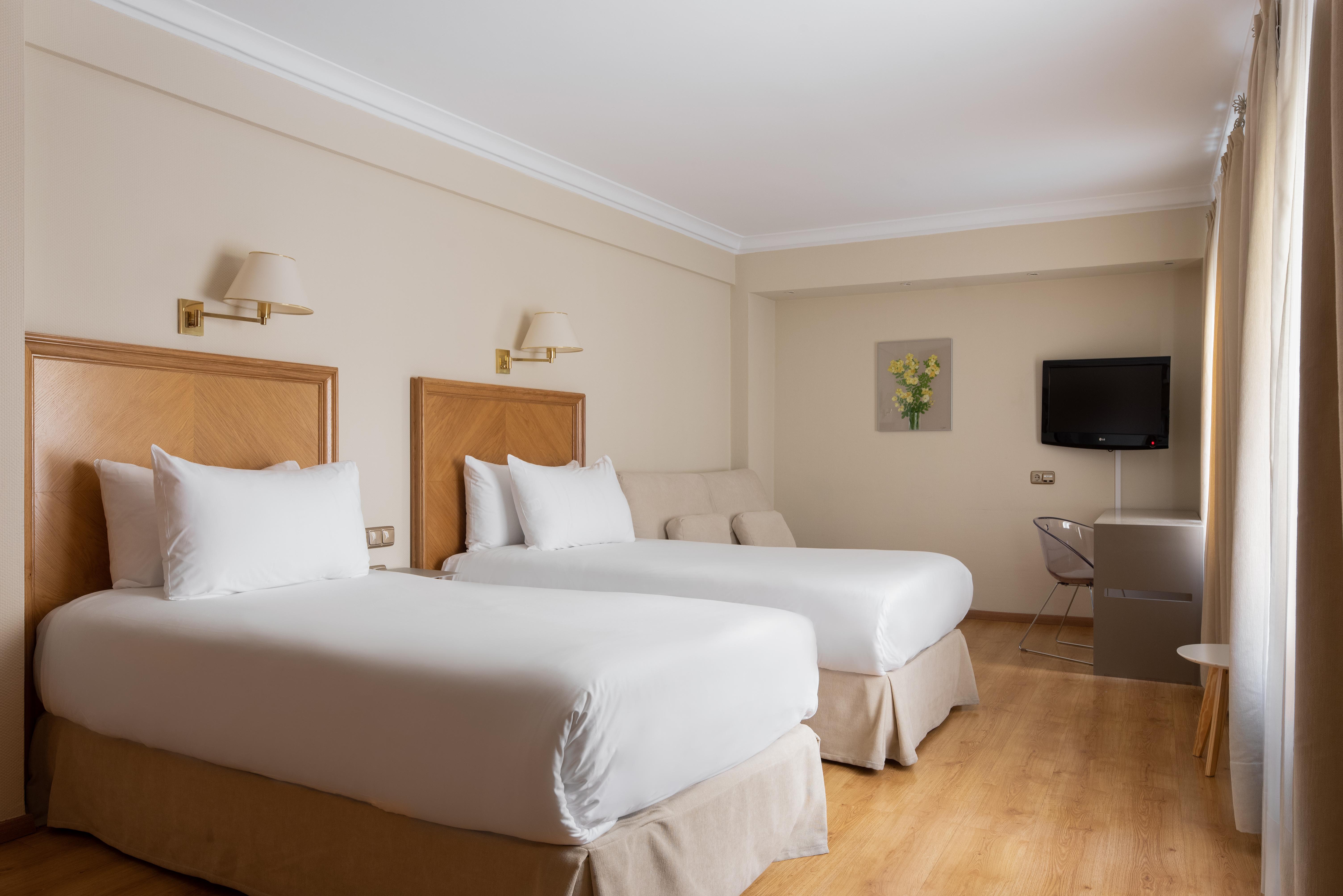 Crisol Almirante Bonifaz Hotel บูร์โกส ภายนอก รูปภาพ