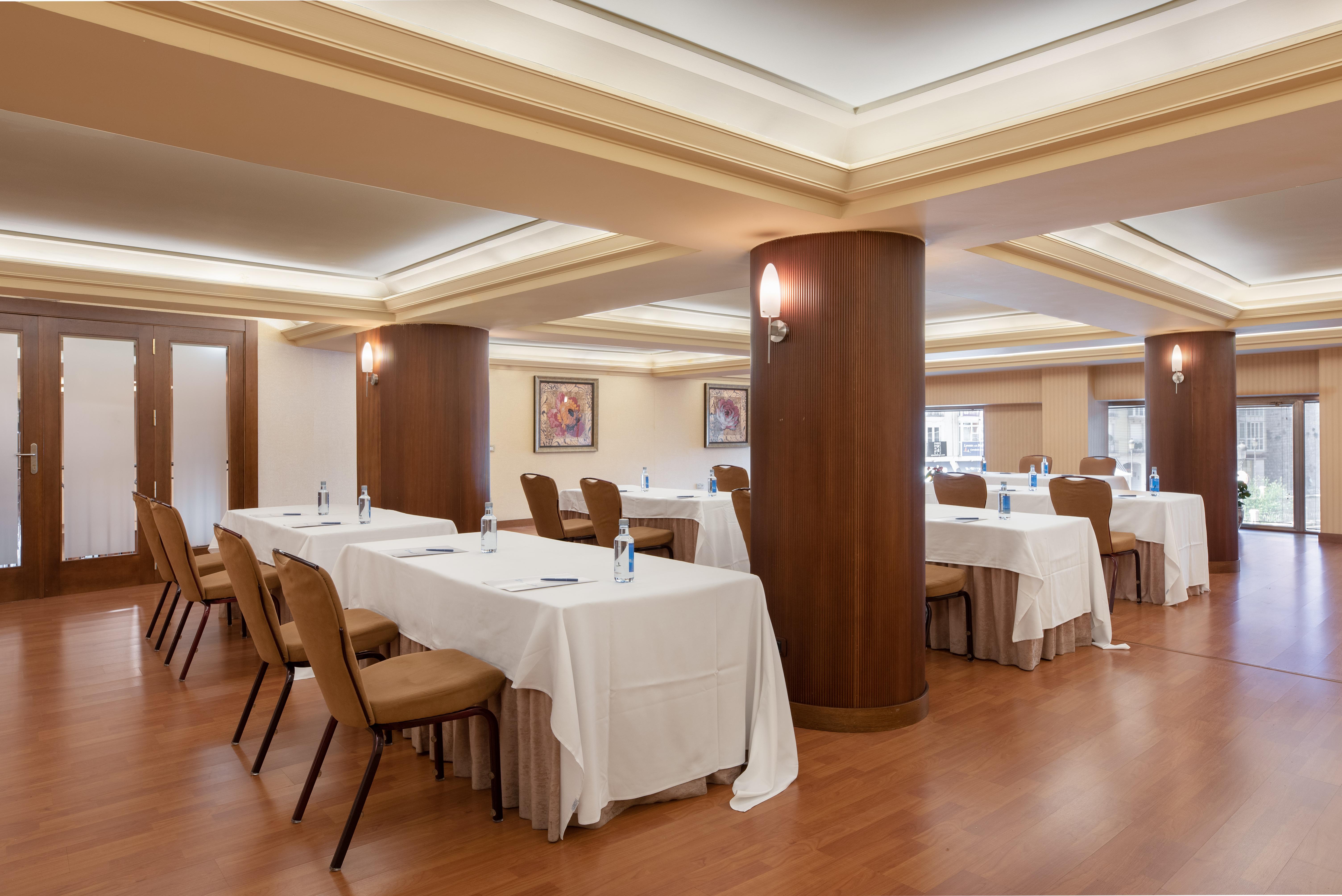 Crisol Almirante Bonifaz Hotel บูร์โกส ภายนอก รูปภาพ
